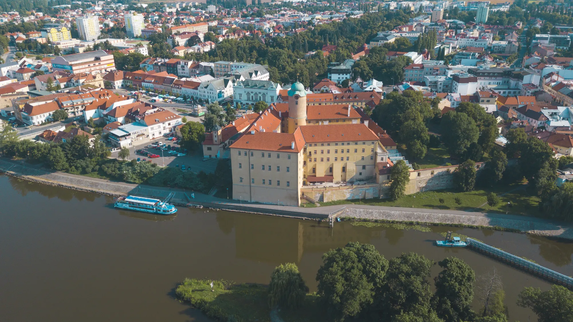 Nový lázeňský hit v Česku. Místo, které si získalo obrovský zájem, trhá všechny předchozí statistiky.