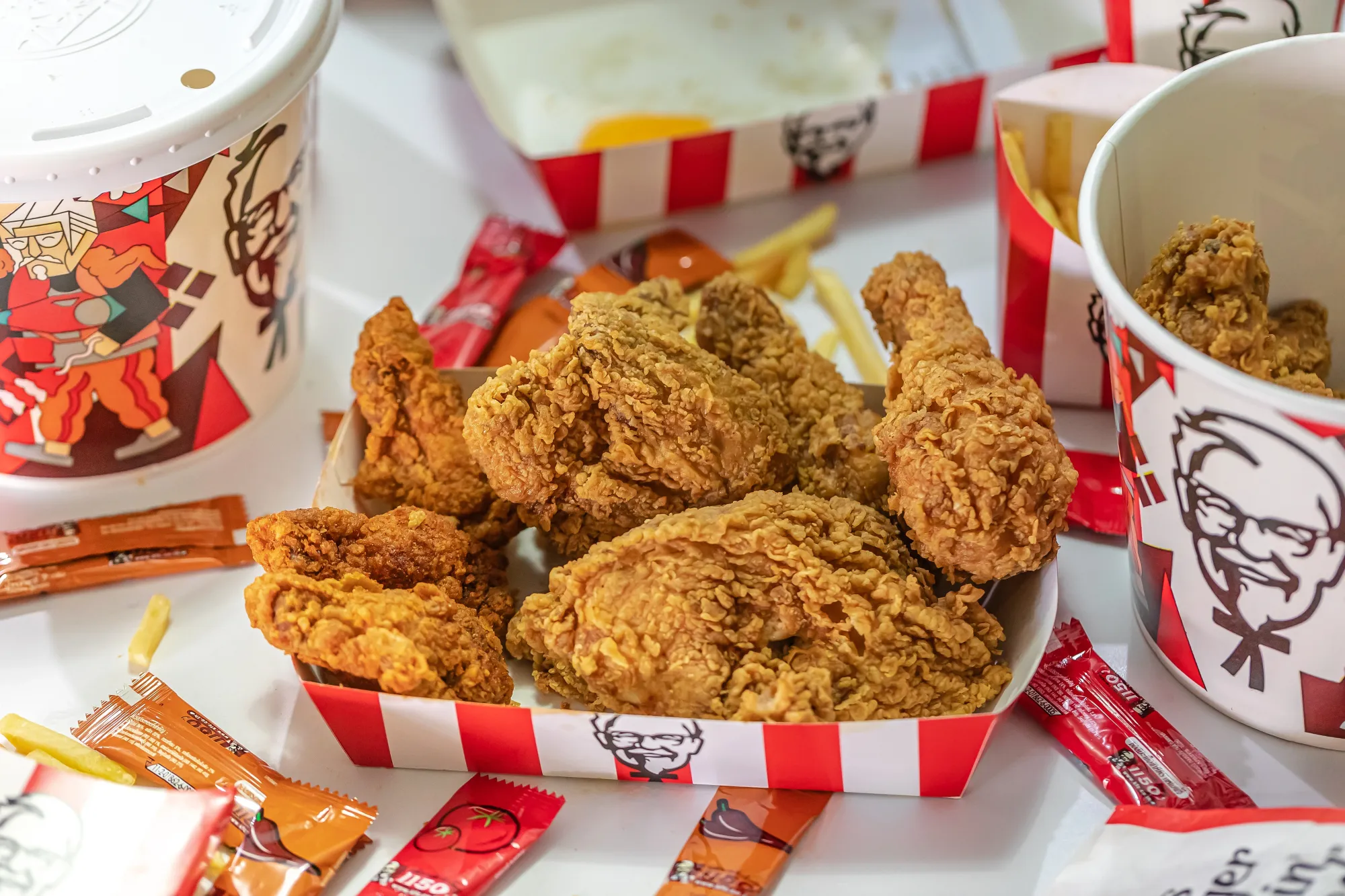 Twister z KFC plný bakterií. Hygienici varují před závažným rizikem a skandál se dál šíří.