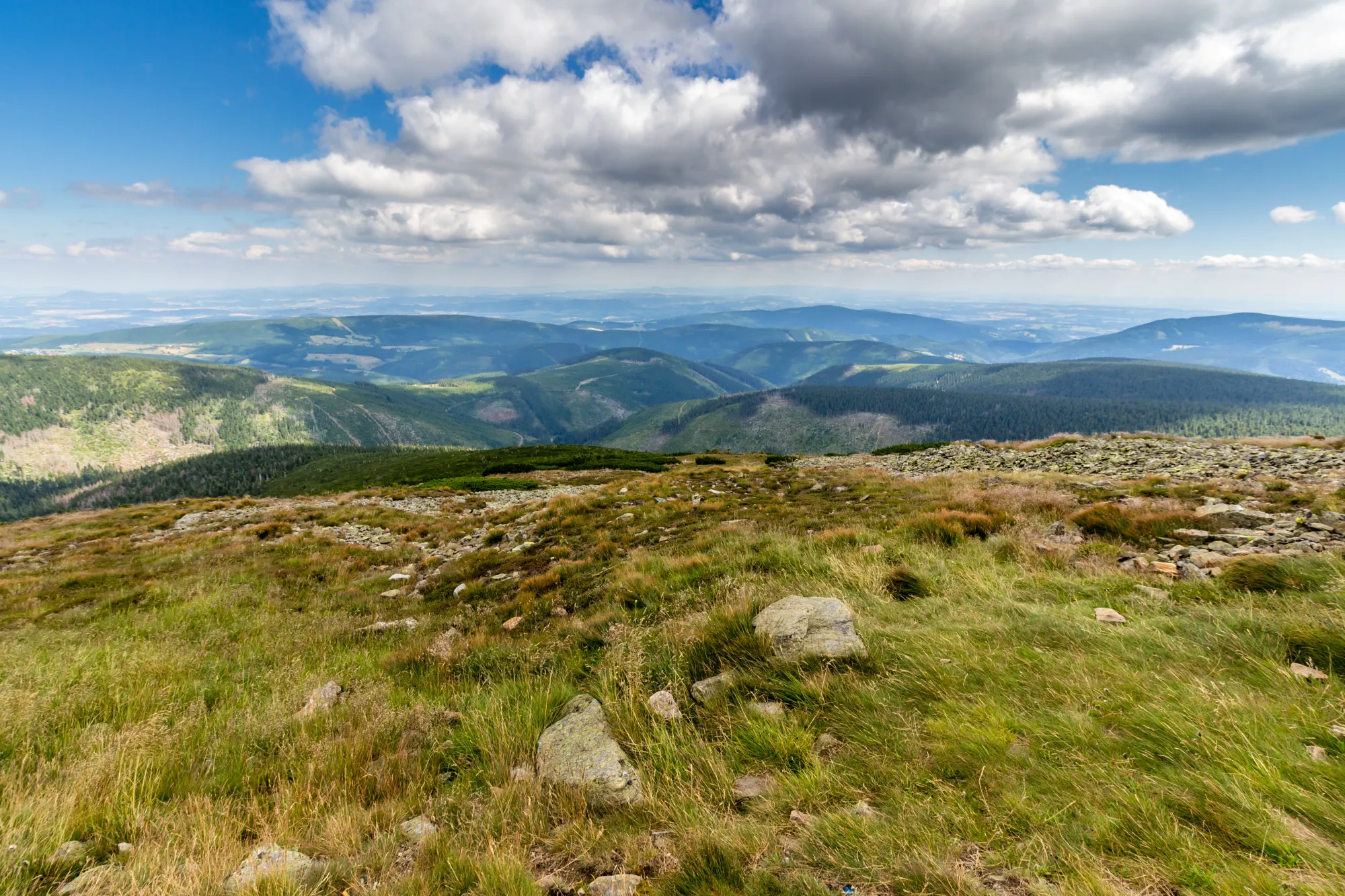 Tohle město na severu Čech vám vezme dech. Není slavné jako Slavonice, ale atmosféru má ještě silnější.