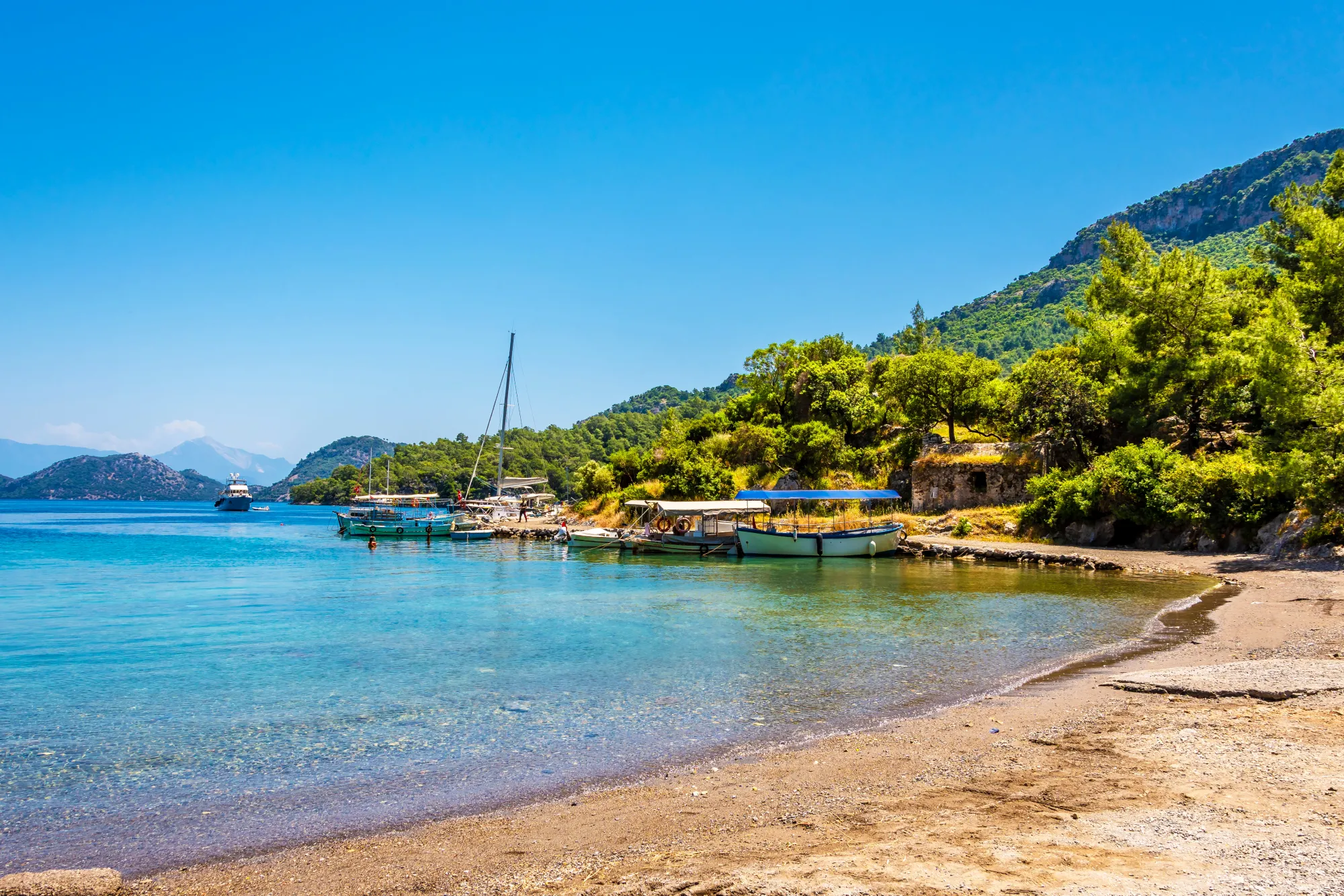 Podzimní ráj jako z pohádky. Moře v říjnu 25 °C a kolem vás ani živáčka.
