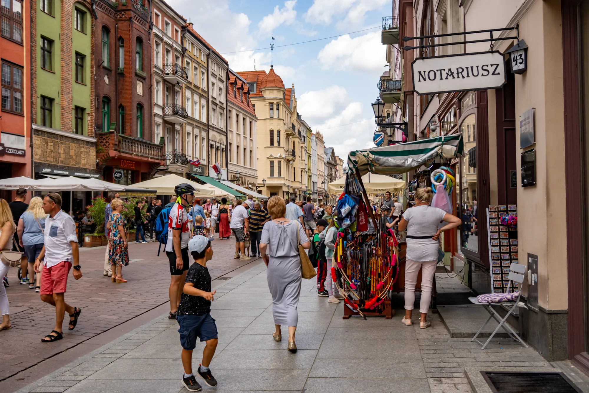 Nákupní horečka u sousedů: Německý outlet láká Čechy na ceny, které v Polsku nenajdou.