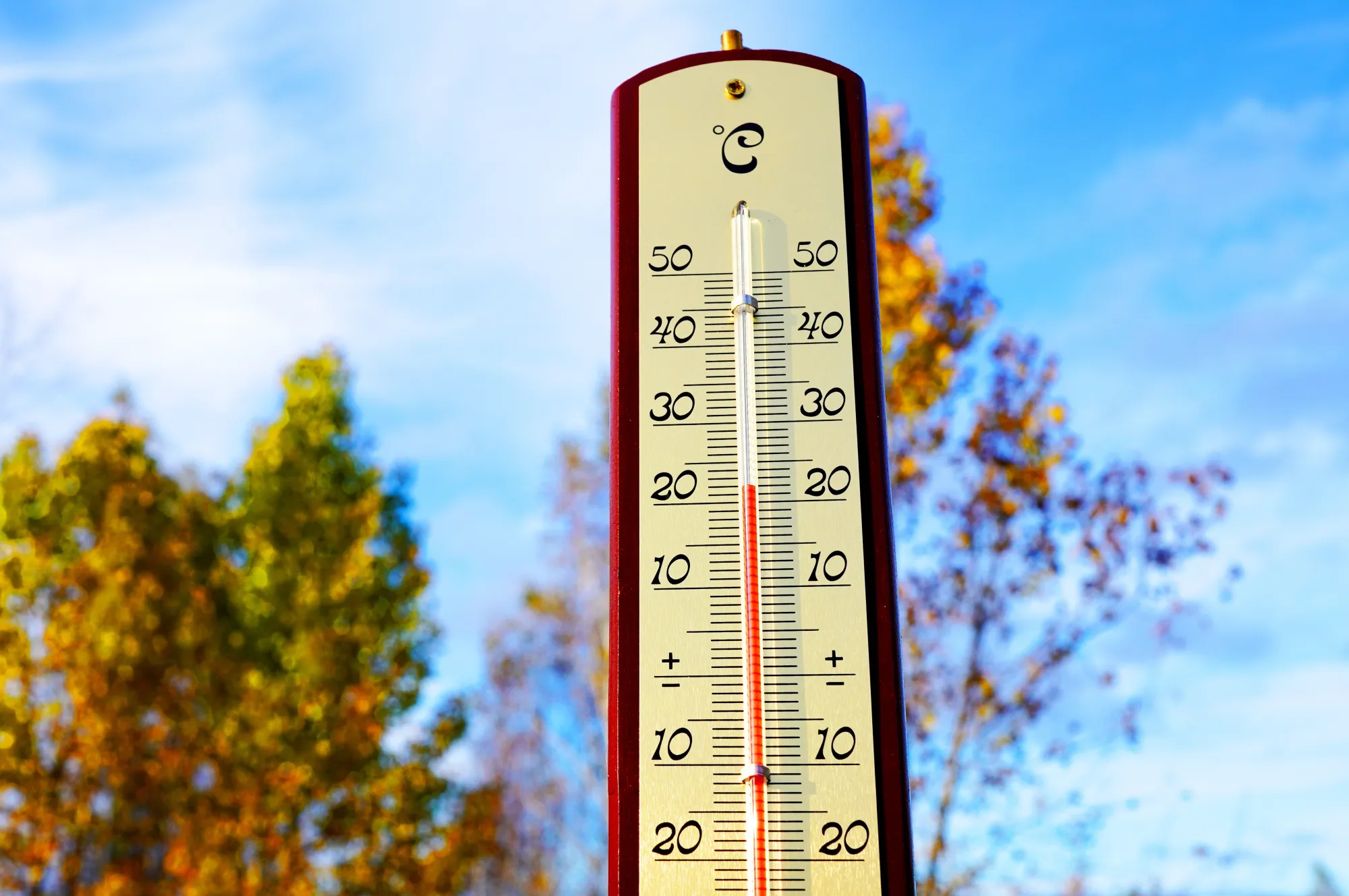 Meteorologové odhalili šokující říjnovou předpověď. Počasí se zbláznilo a odborníci to nechápou.