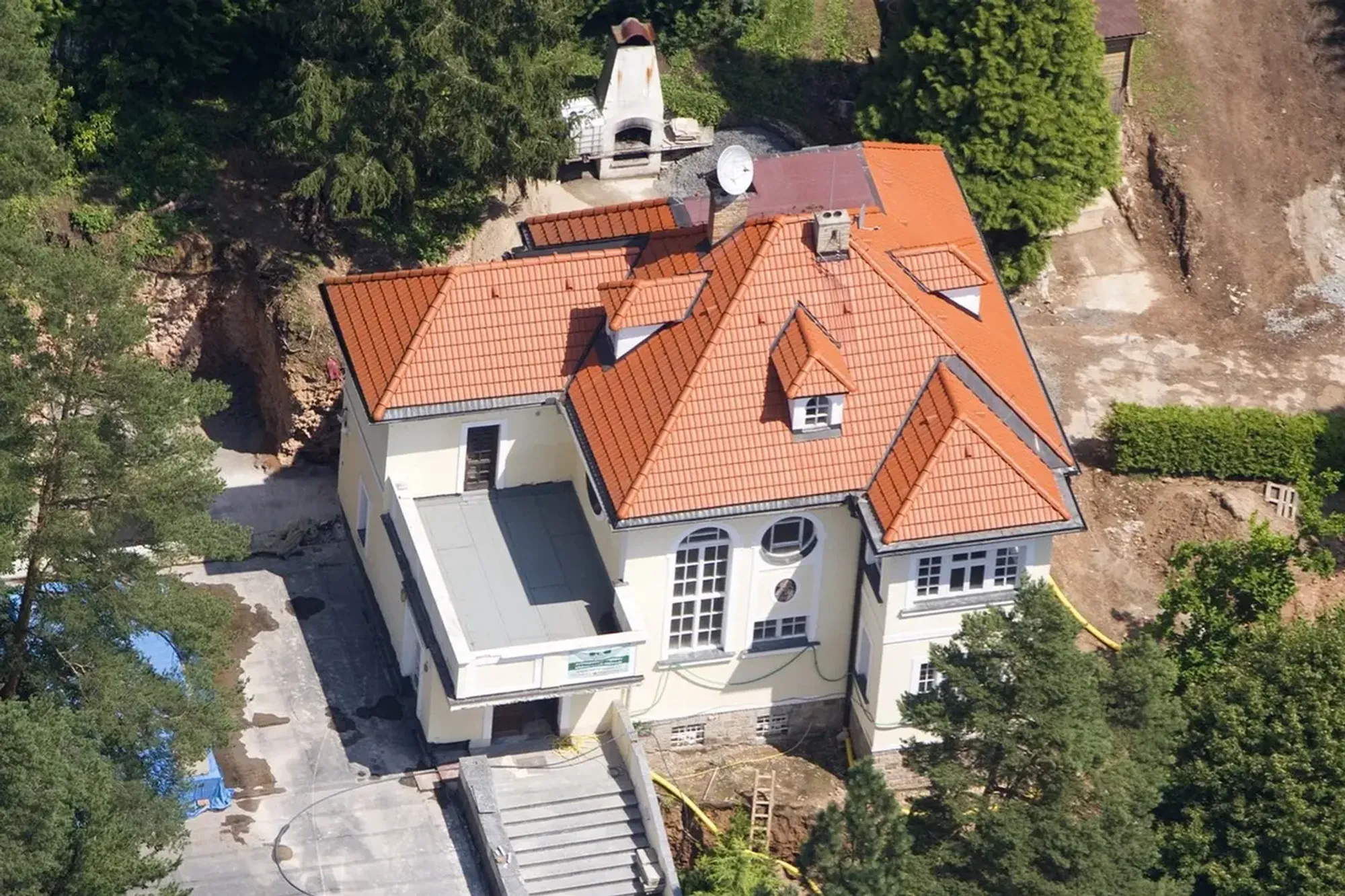 Luxusní vila po Karlu Gottovi prošla proměnou. Návštěvníci nečekají, co je uvnitř čeká.