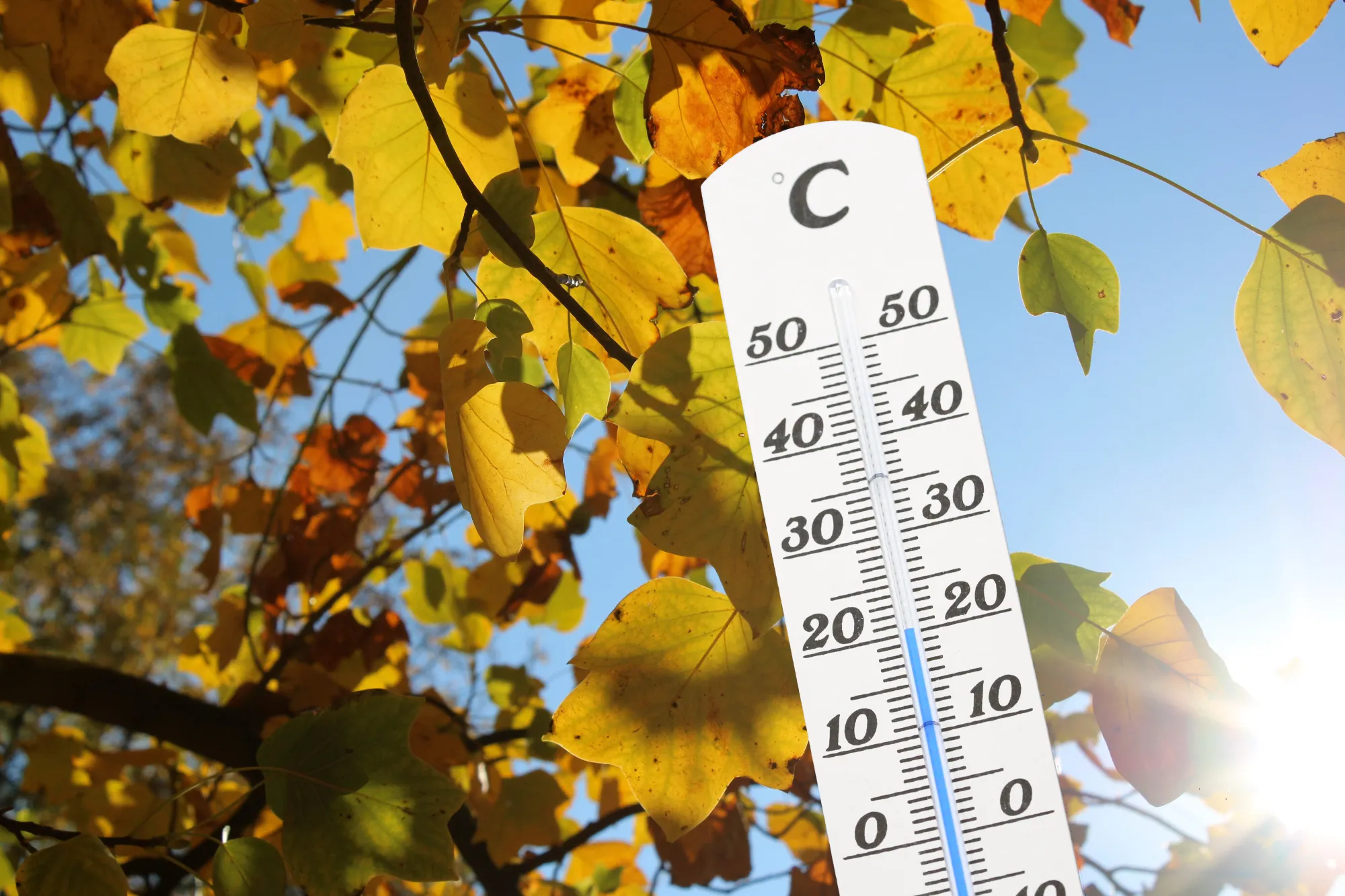 Nečekaný zvrat v počasí! Po chladných dnech přijde vlna tepla, meteorologové prozradili, kdy přesně.