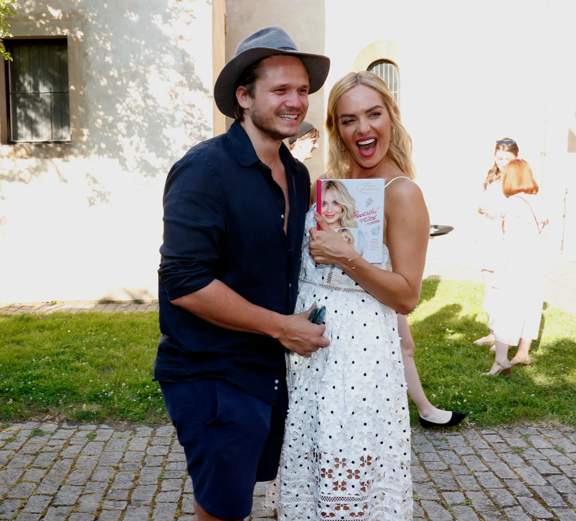 Ondřej Brzobohatý má za sebou už tři rozvody. První manželka odešla za ženou a možná mu změnila pohled na vztahy.