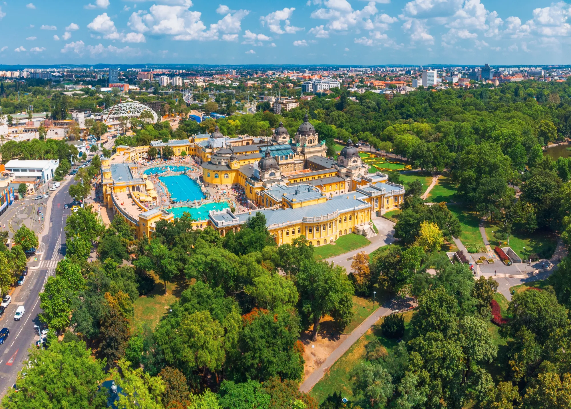 Kousek od Česka leží největší lázně planety.