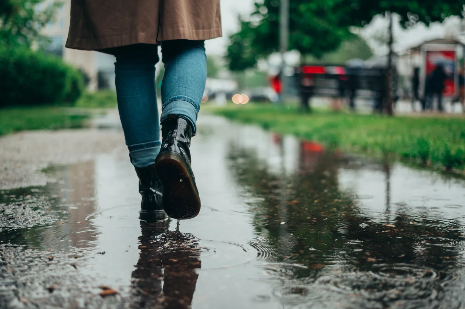 Meteorologové vydali novou předpověď. Všechno je jinak a lidé se mají vážně obávat
