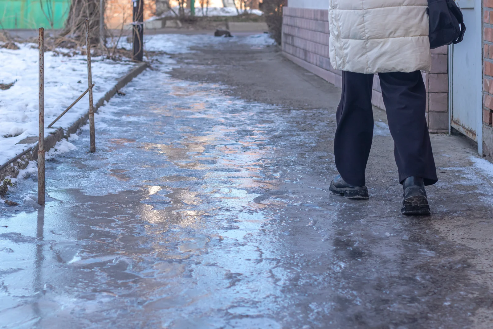 Na Česko se žene další vlna nepříznivého počasí. Meteorologové varují před velkými problémy
