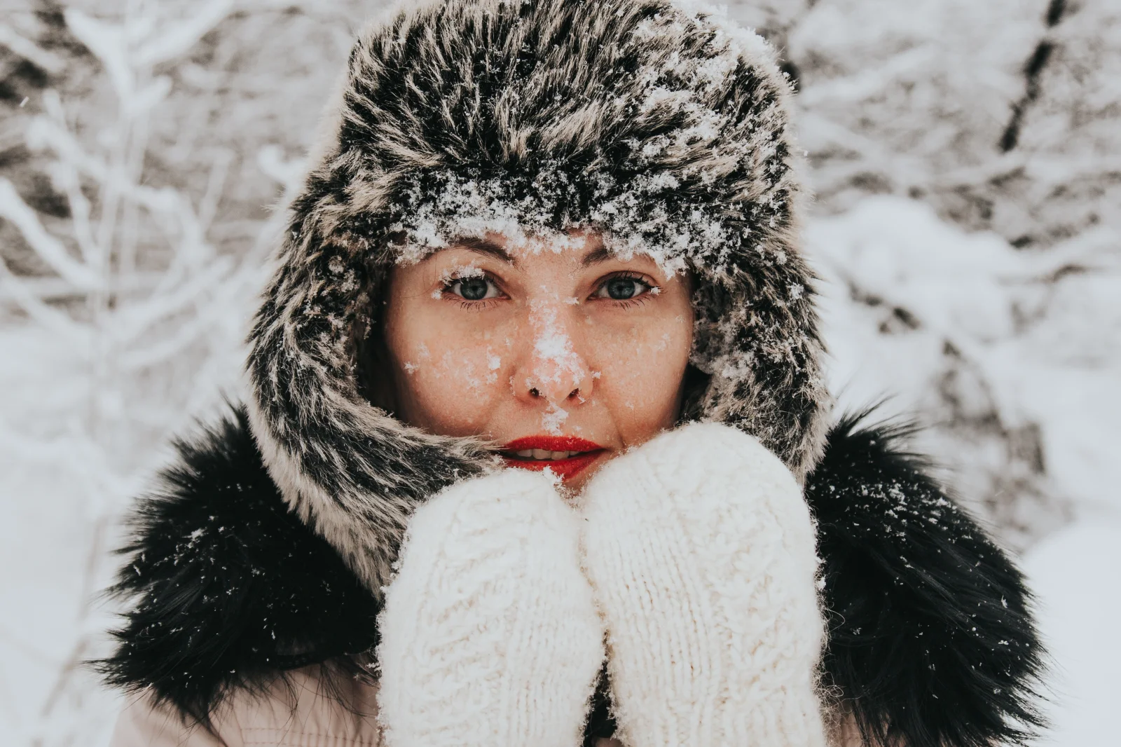 Další chumelenice udeří dřív, než čekáte. Meteorologové varují, kolik sněhu zasype celé Česko