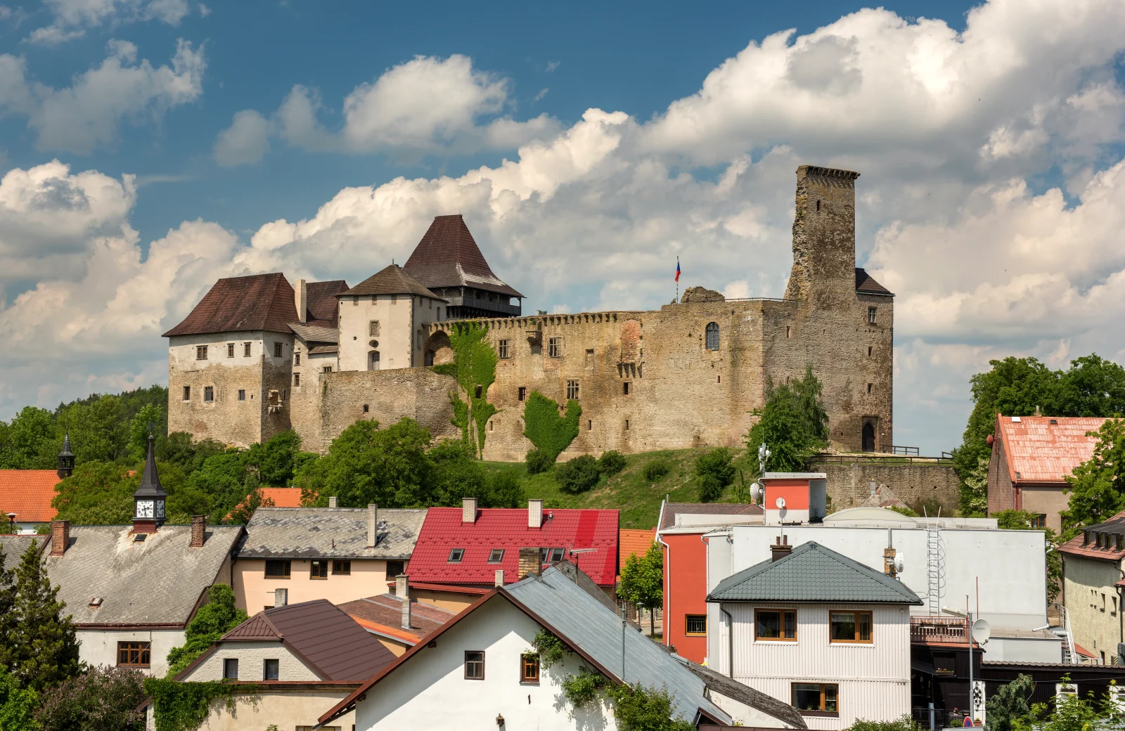 Na Vysočině stojí hrad, který skrývá nečekané tajemství. Přivítá vás tam příbuzný slavného spisovatele