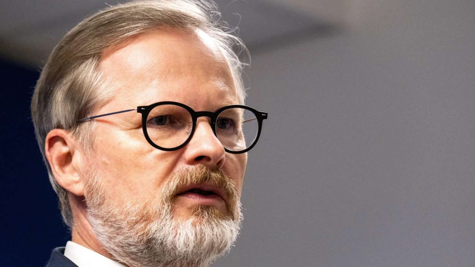Bydlení Petra Fialy vyráží dech. Investice do nemovitostí mu dnes vydělávají jmění, lidé se nestačí divit