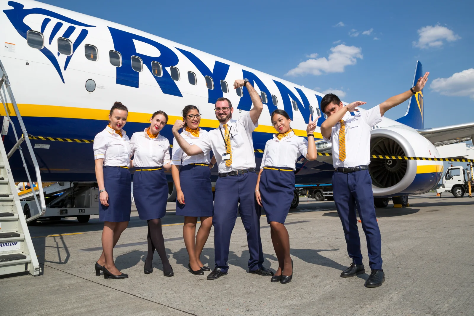 Letuška společnosti Ryanair promluvila o své výplatě: Za takovou cenu by tam nikdo dělat nechtěl