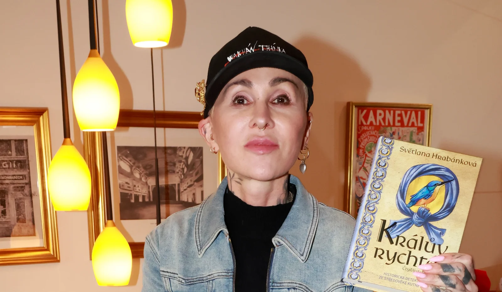 Kaira Hrachovcová znovu provokuje odvážnou fotkou. Tentokrát ukázala i výrazně změněný účes