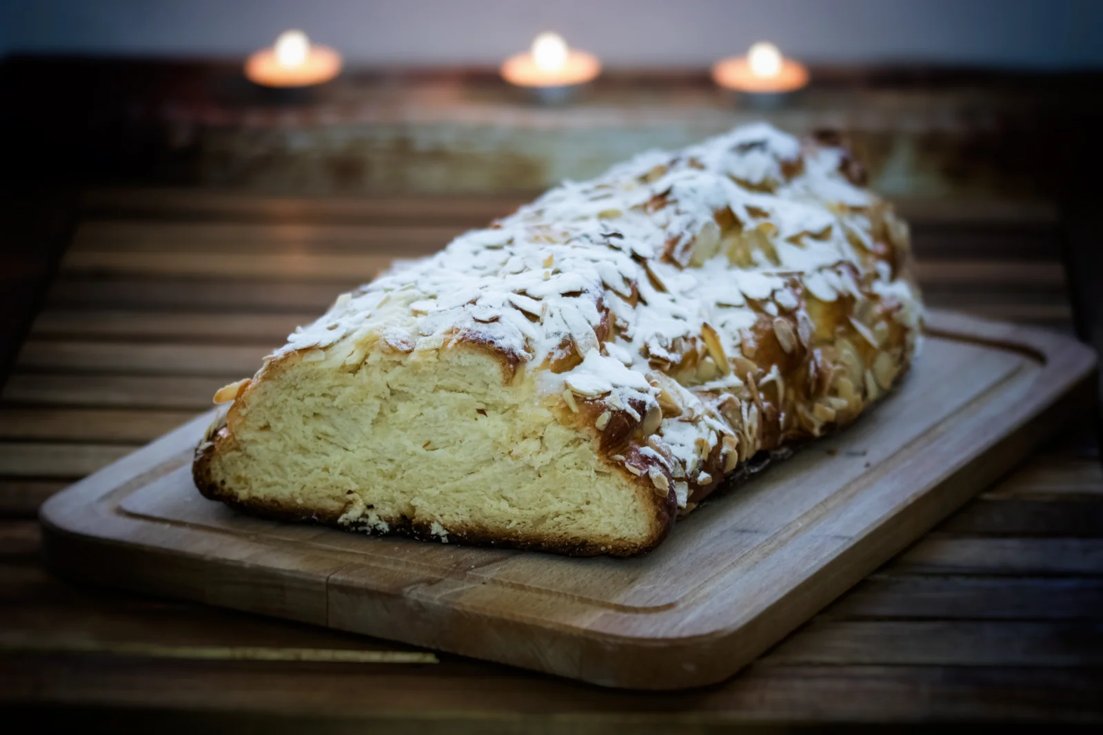 Rychlá tvarohová vánočka bez kynutí. Domácí recept, který zvládnete za pár minut, potěší každou hospodyňku