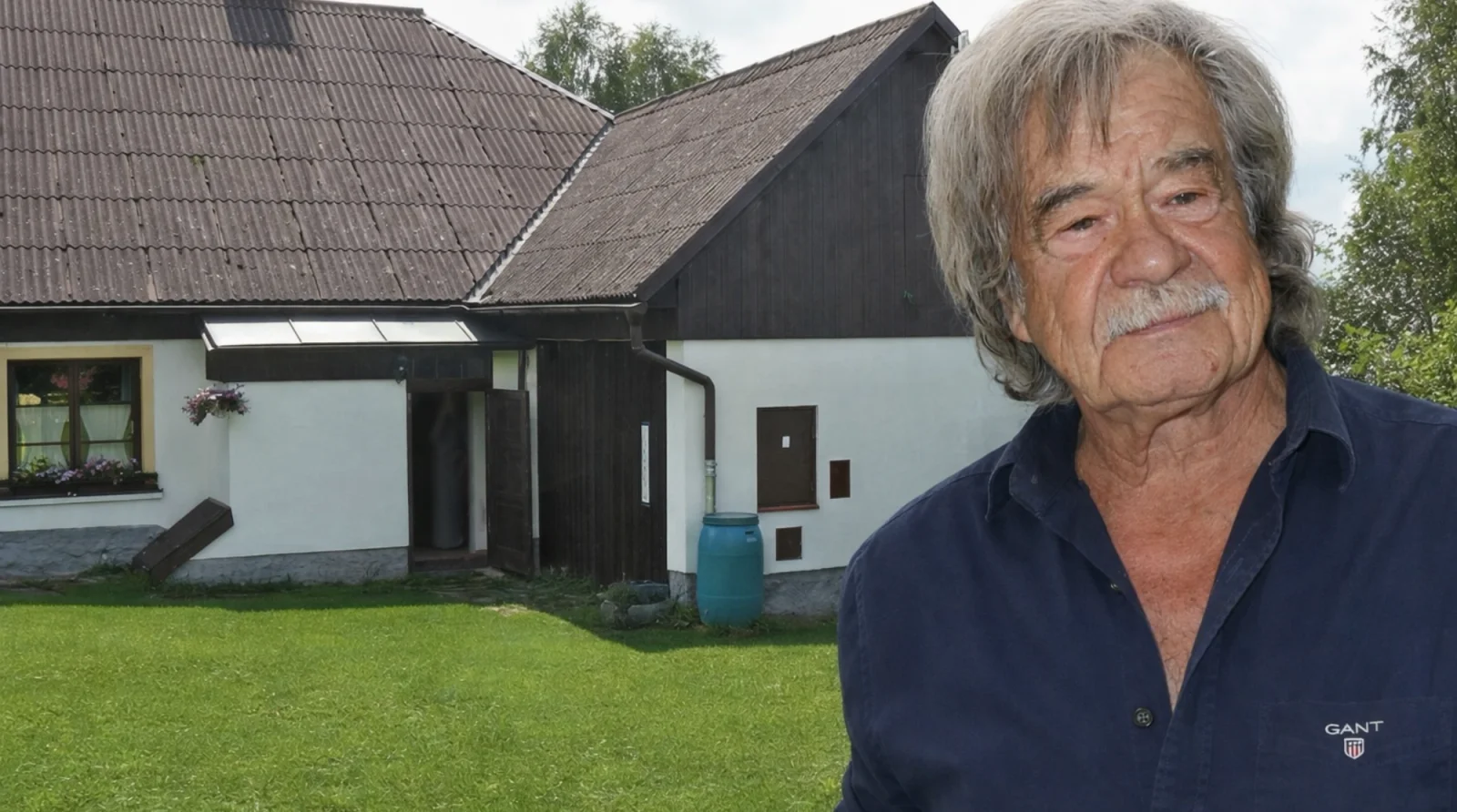 Našli jsme místo, kde odpočívá Petr Rezek. V jižních Čechách našel místo, které mu přirostla k srdci