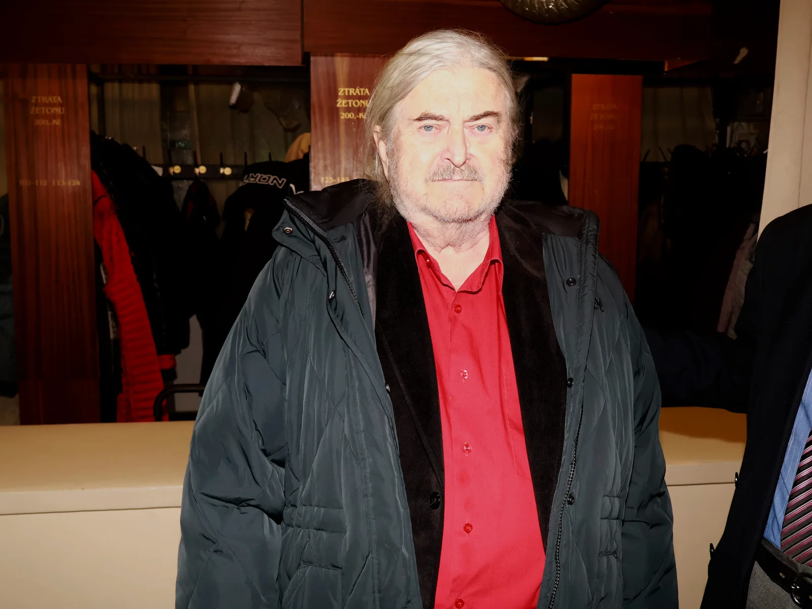 Unikly záběry domu Ringo Čecha. Finský srub v přírodě skryl nečekaný luxus, ze kterého jsou i sousedé v šoku