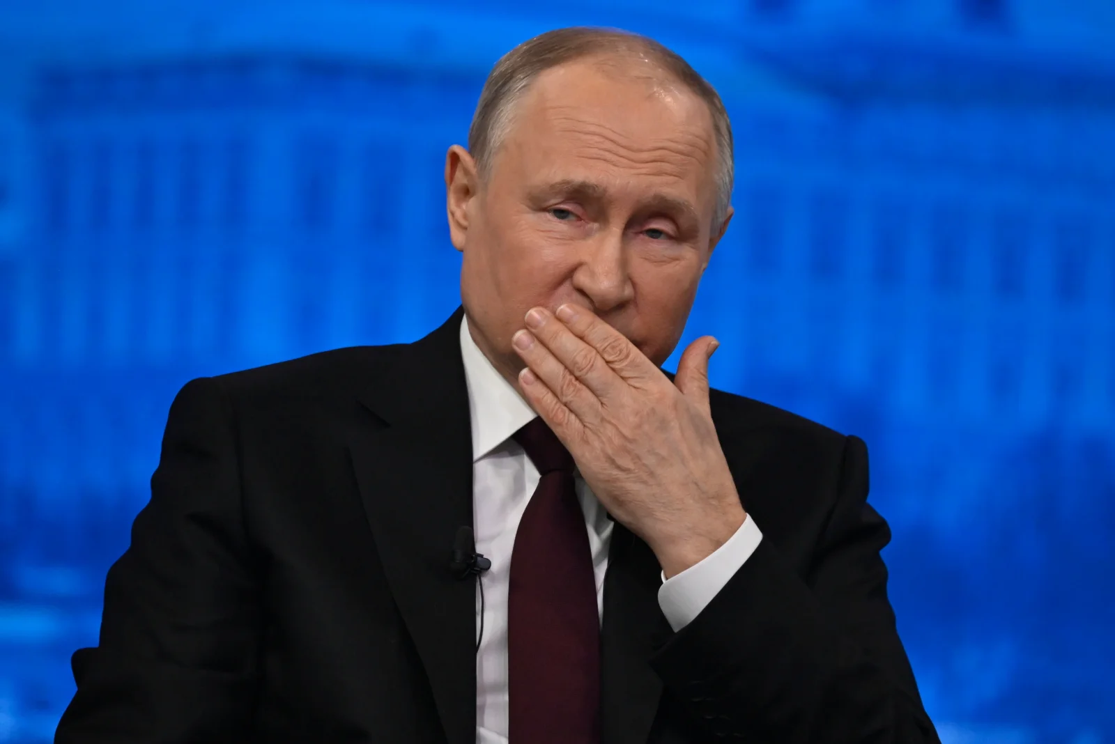 Unikly fotografie synů Vladimira Putina. Chlapce chrání před veřejností, oba jsou mu neskutečně podobní