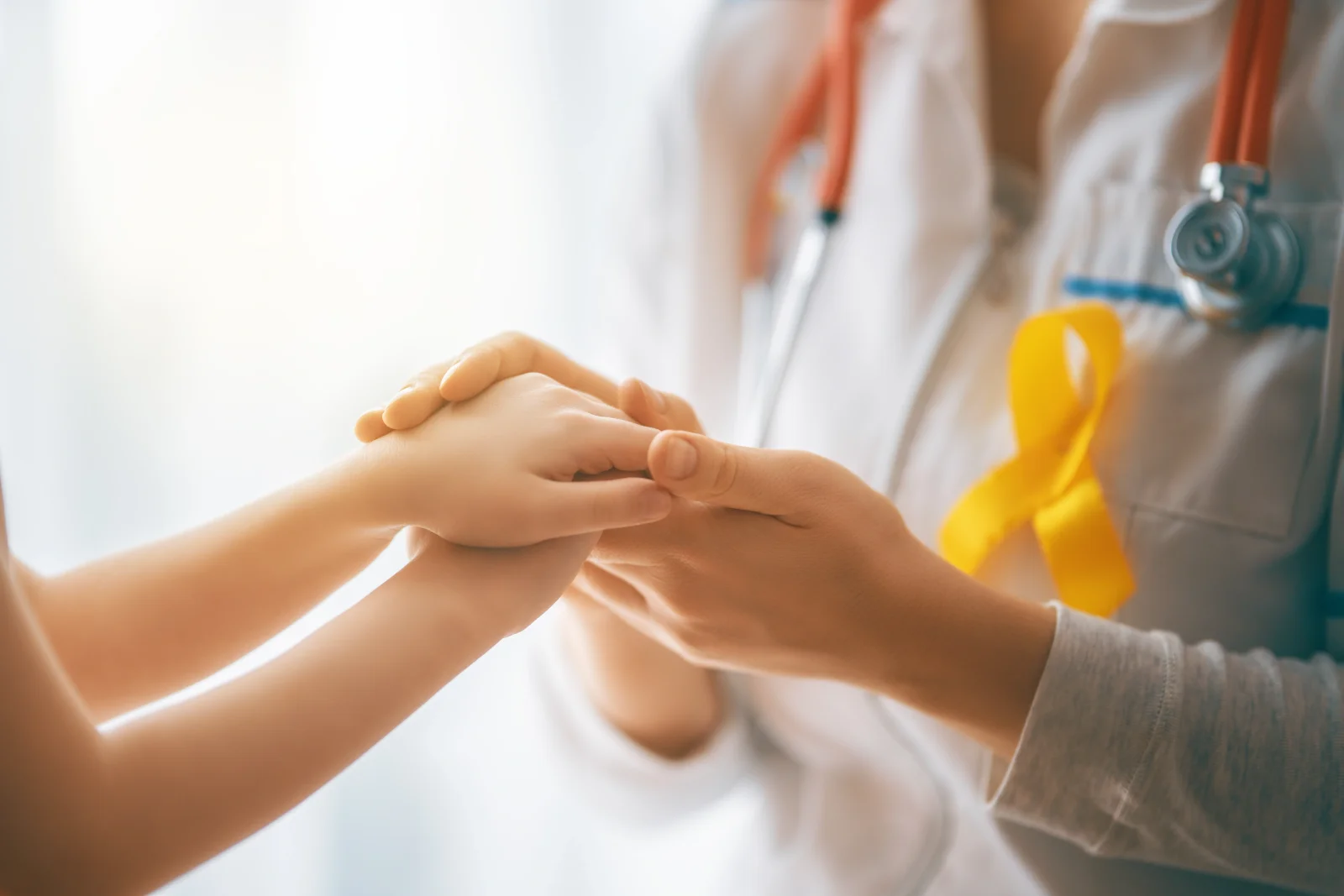Sedmiletá holčička, která bojuje s těžkým osudem, dojala Česko. Léčba jí může otevřít cestu k novému životu