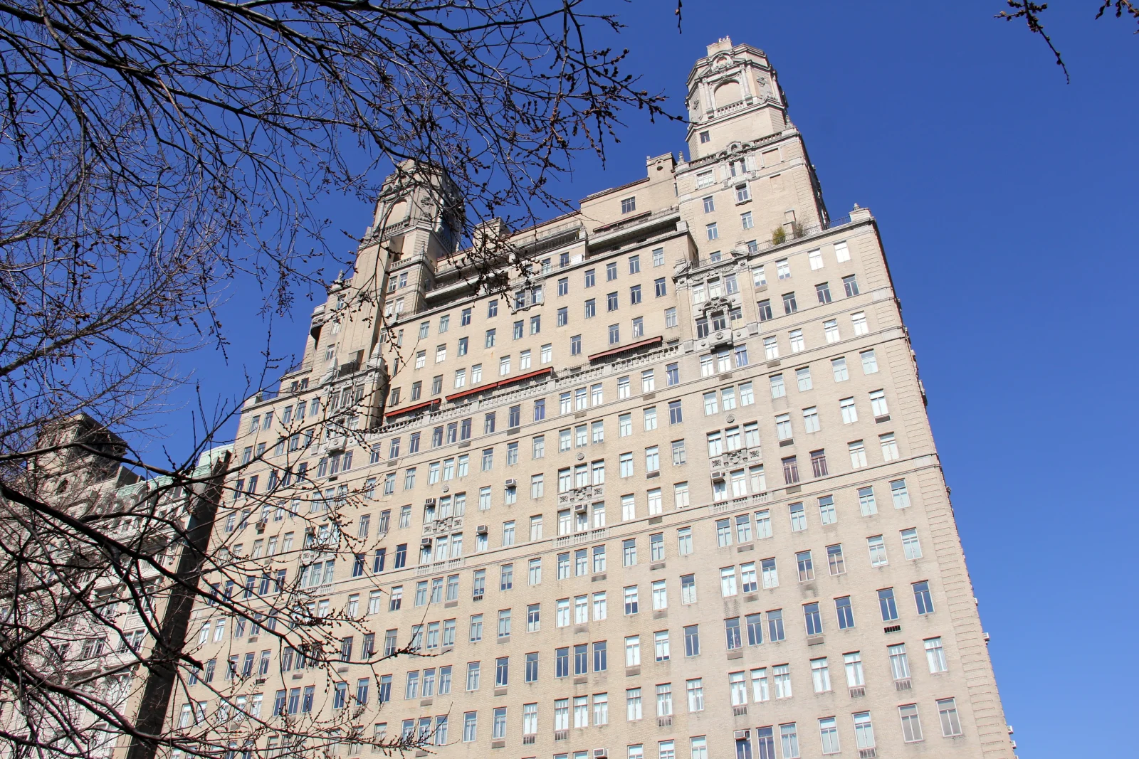 Milionový pobyt v New Yorku láká fanoušky luxusu. Hotel přidá penthouse, vrtulník i soukromé služby