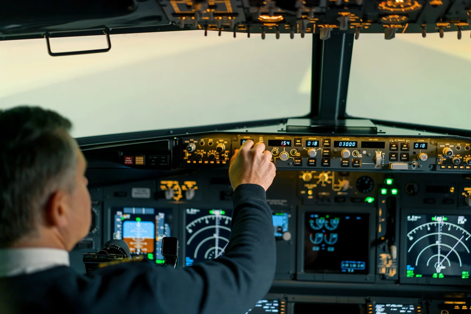 Pilot odhalil děsivé tajemství: Když se na palubě rozsvítí tahle kontrolka, cestujícím jde o život