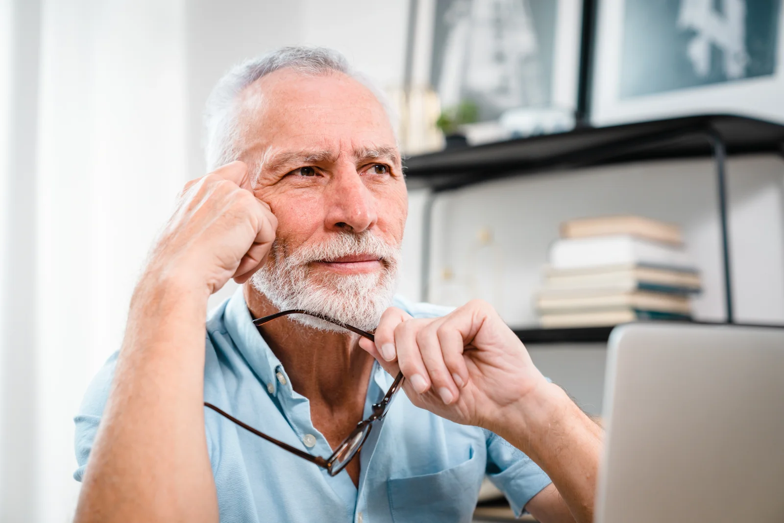 Stát nabízí seniorům výraznou finanční motivaci. O této možnosti ale ví jen minimum lidí a přicházejí tak o peníze