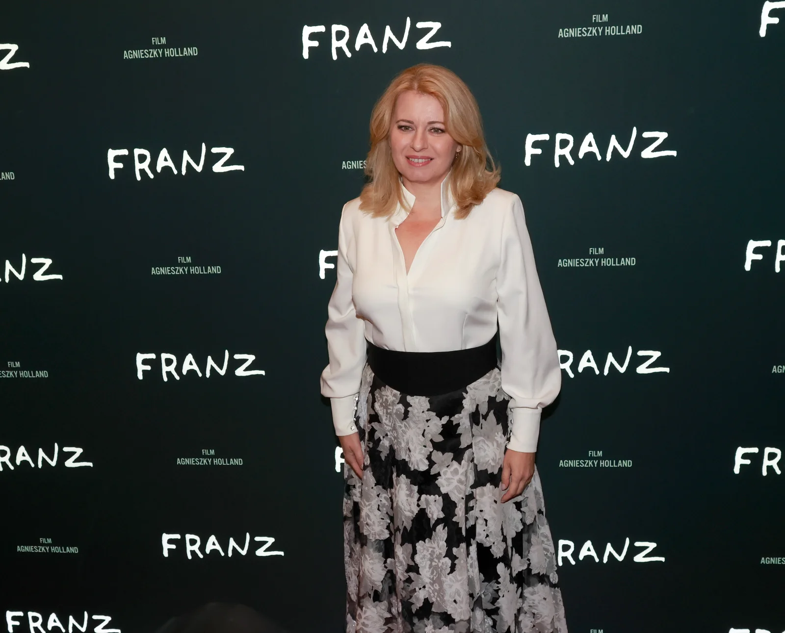 Rudovlasá Demetrashvili posouvá hranice módy, zatímco Eva Pavlová potvrzuje pravý opak