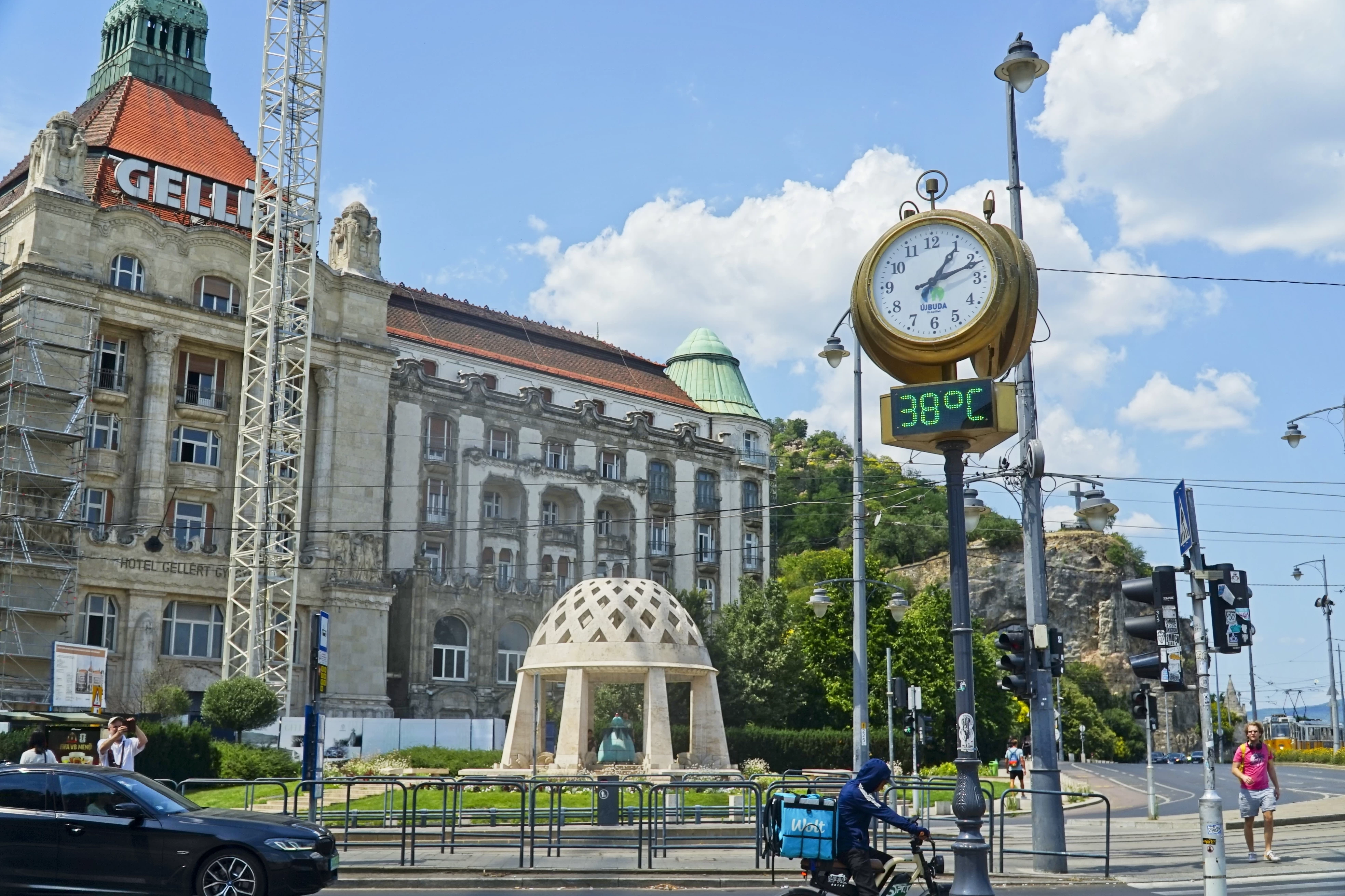 Česko zažívá mimořádný rok: teplotní rekordy padly už na 132 stanicích