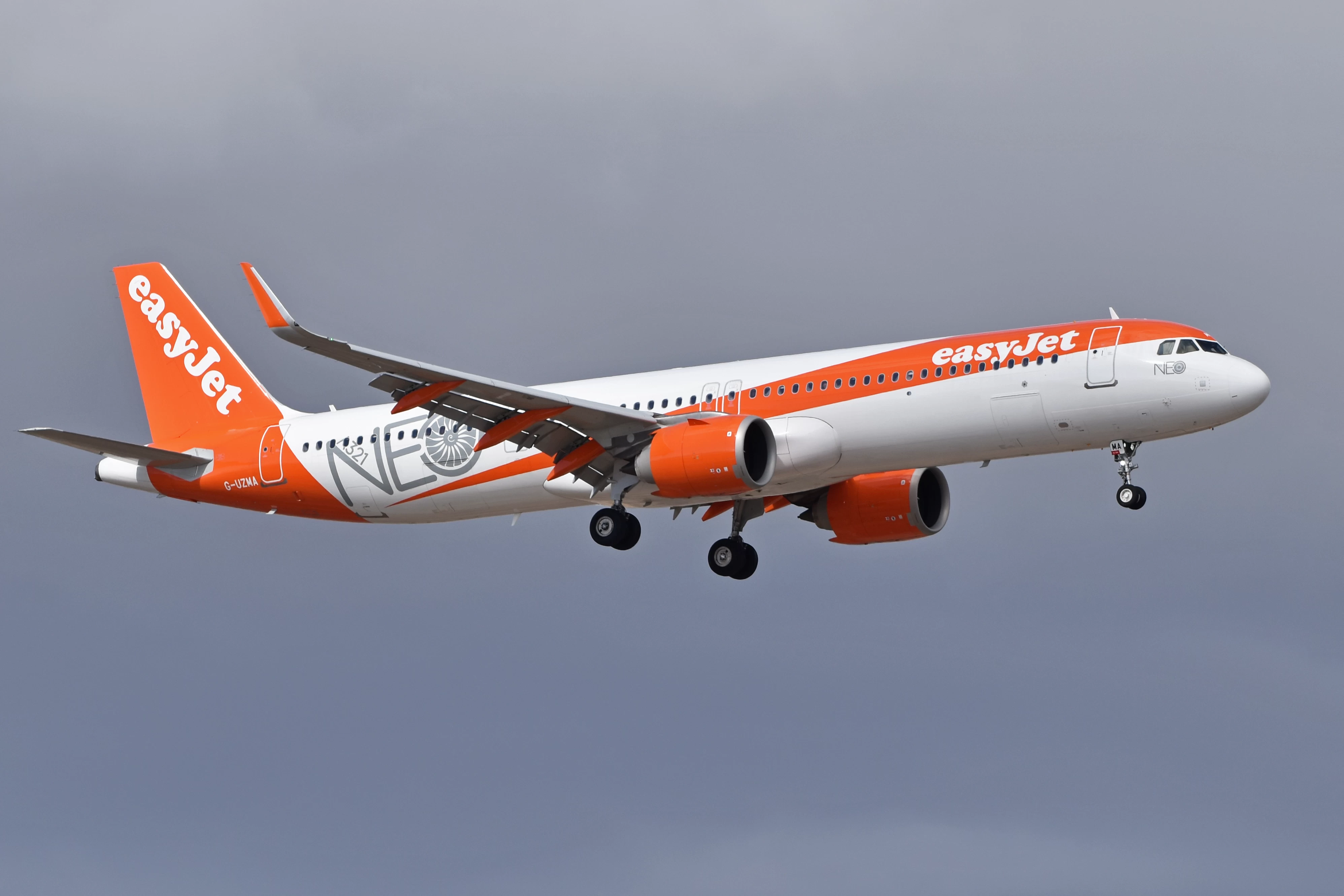 EasyJet mění majitele: Apollo za nákup aerolinky zaplatilo 161 miliard korun
