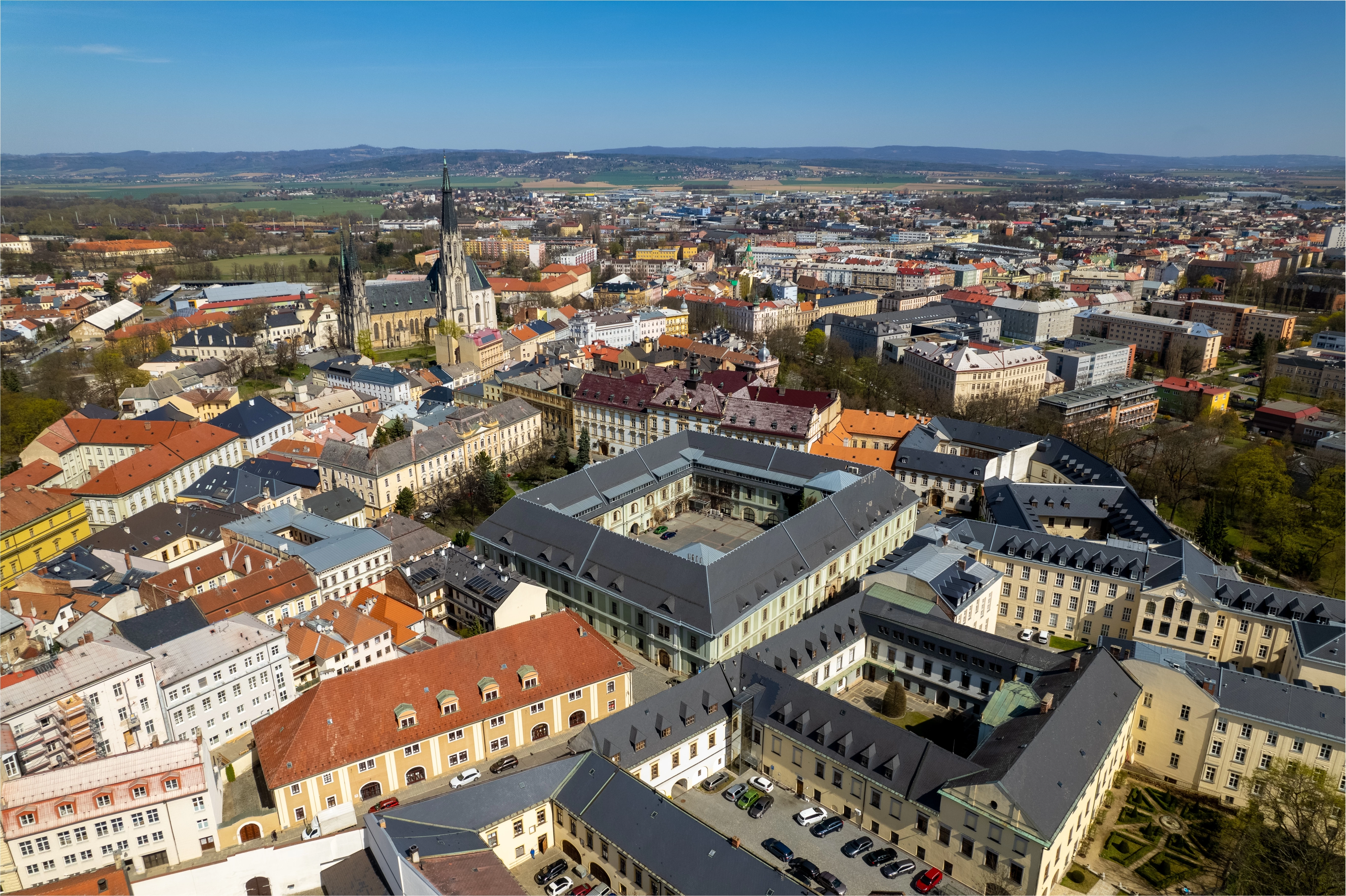 Olomouc míří ke koalici bez vítězného ANO, primátorem má být Marek Zelenka