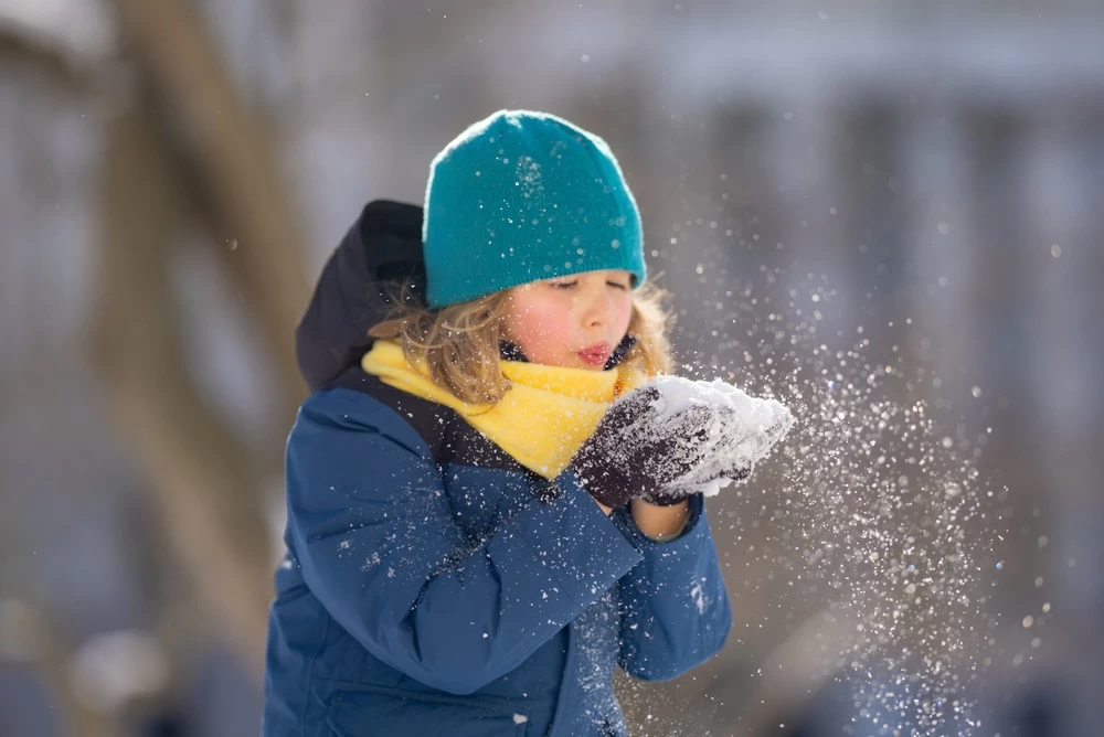 Nad Evropou se chystá neobvyklá změna. Meteorologové upozornili, že brzy může napadnout několik centimetrů sněhu